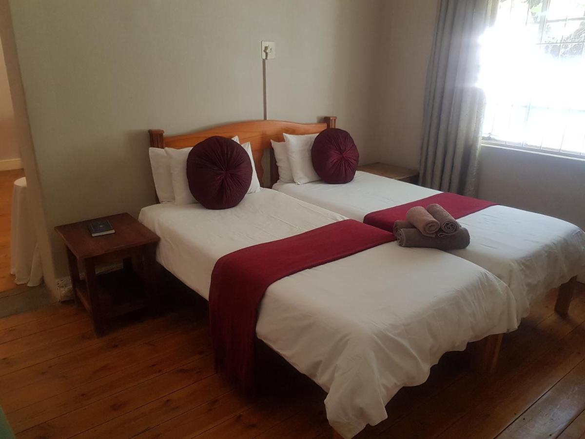 Karoo Manor Guesthouse And Restaurant Richmond  Eksteriør billede